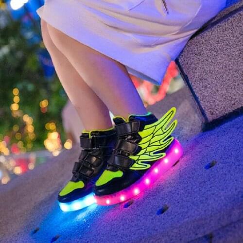ZYCZWL Kids Glowing Shoes