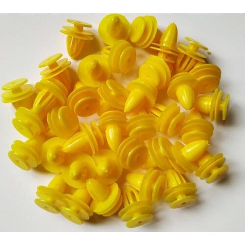 50Pcs Yellow Plastic Rivet Car Door Trim Panel Clips Fasteners For Volvo S80 S40 S60 C30 C70 V40 V50 V60 Cross Country V70 Xc60