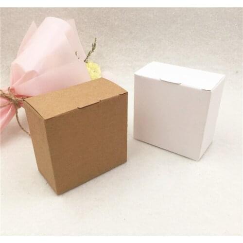 20pcs/lot Kraft /white Paper Candy Box Square Shape Wedding Favor Gift Packing Box /Party Supply Packaging Bag