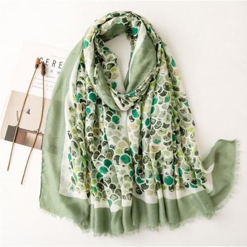 2021 New Ombre Dot Print Fringe Scarf Shawls Cotton Soft Spot Pattern Wrap Head Hijab Cotton Scarves 3 Color