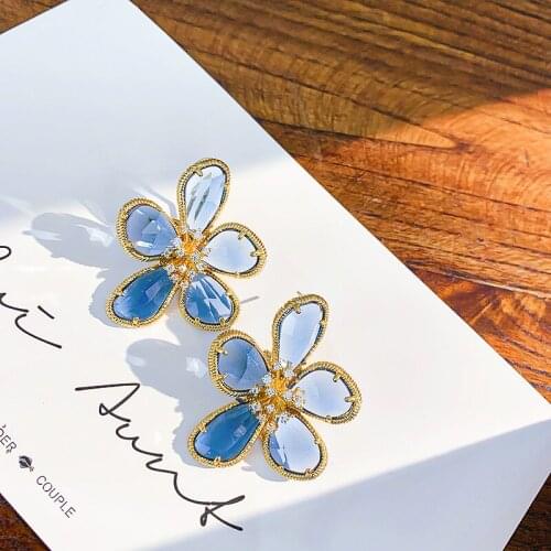 USTAR New Shiny Crystal Flower stud Earrings For women Hyperbole Gold Earring Party Wedding Fashion Jewelry statement Gifts