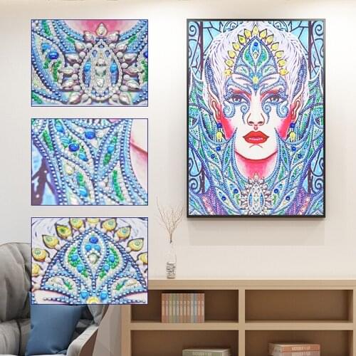 DIY 5D Special Shaped Diamond Painting Cross Stitch Queen Mosaic Kit Diamonds Embroidery Square Drill Handcraft Home Decor Craft