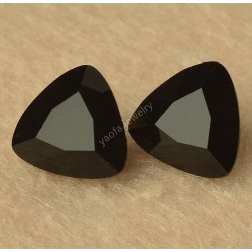Sale 3x3~13x13mm 5A Black Color Glass Lab Created Gemstone Beads Triangle Trillion Shape Cut Loose Glass Glass Stone For DIY