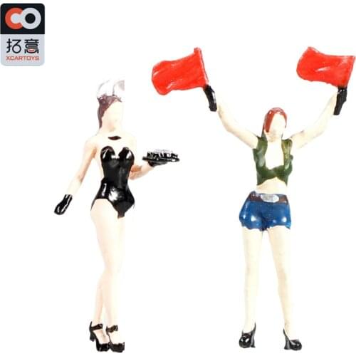 XCarToys 1:64 Figure for diorama and model car display girl with flag/Bunny Girl