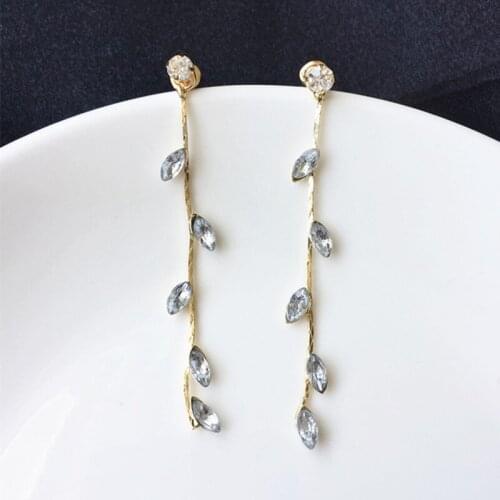 Hot Fashion Brincos Elegant Leaf Crystal Stud Earrings for Women Gold Color Piercing Jewelry leaves Earring Bijoux Gifts