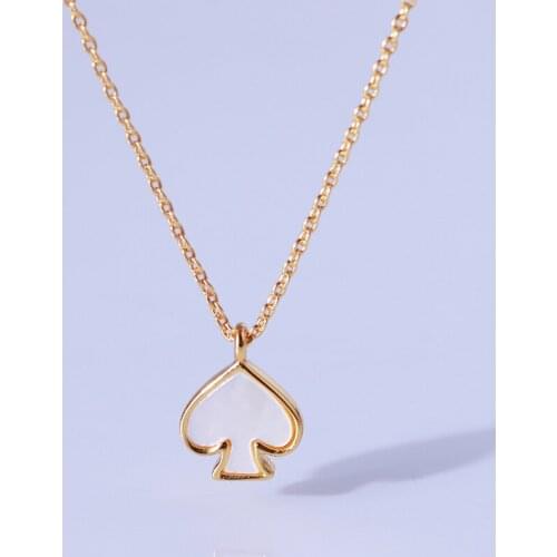 Small and exquisite playing card, peach heart inlaid with shell, fashionable and simple necklace