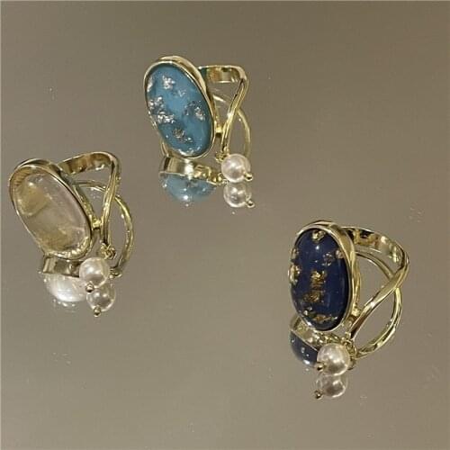 Origin Summer Luxury Carved Oval Simulated Pearl Ring for Women Delicate Gold Metallic Vintage Index Finger Ring Jewelry