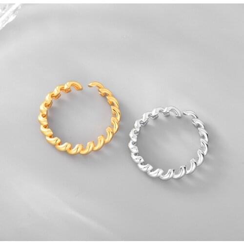 Simple Glossy S925 Sterling Silver Luxury Jewelry For Women Layers Irregular Glossy Jewelry Engagement Branch Open Spring Ring