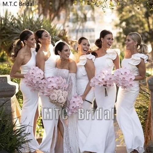 White Mermaid Bridesmaid Dresses Long One Shoulder Ruffles Satin Maid Of Honor Dress Plus Size Wedding Guest Gowns Wholesale