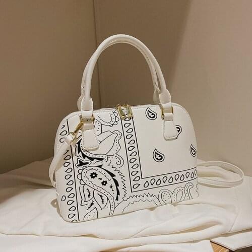 Fashion Designer Cashew Flower Printing Bandana Purse Female Shell Hand Bags Hobo Ladies Luxury Handbags for Women Big PU Tote