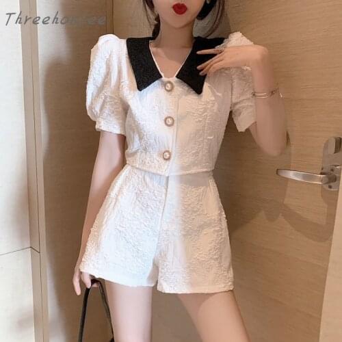 2021 Summer New Fashion Suit Retro Puff Sleeve Pearl Button Cropped Top And Shorts Jacquard Two-piece Sets Womens Clothing