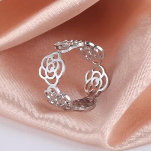 Skyrim New Trendy Cutout Rose Flower Womens Rings Stainless Steel Adjustable Finger Ring Jewelry Engagement Anniversary Gifts