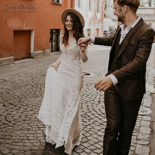 Unique Lace Mermaid Wedding Dresses Long Sleeve V-Neck Bohemian Bridal Gowns Gypsy Charming Engagement Noivas DW546