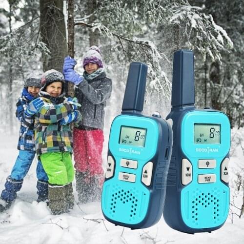 R8 2pcs Two Way Radio Walkie Talkies Kids 8 Channels PMR446 Mini Talkie Walkie with Flashlight and LCD Screen