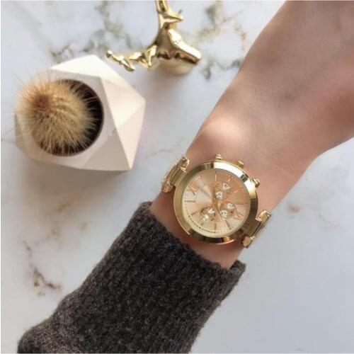 Roman Figure Metal Case Gold Women Wristwatch