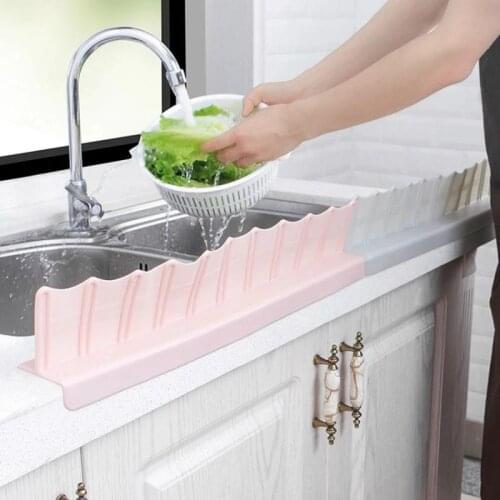 1pcs Kitchen Sink Water Splash Guard Reusable with Sucker Anti-water Board Fruit Vegetable Washing Water Barrier