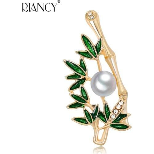 Fashion bamboo shape Natural freshwater pearl brooch9-10mm pearl Brooch Pin For Women wholesale