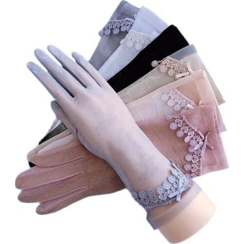 Summer Women Ice Silk Sexy Lace Flower Thin Breathable Soft Sunscreen Non-Slip Mid-Length Touch Screen Cycling Drive Gloves