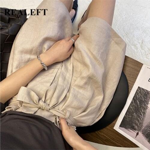 REALEFT Summer Cotton and Linen Womens Shorts Sashes 2021 New High Waist Wide Leg Shorts Female Vintage Loose Trousers Pocket