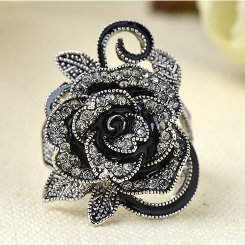Vintage Female Black Flower Ring Unique Style Crystal Engagement Finger Ring Fashion Wedding Band Rings For Women