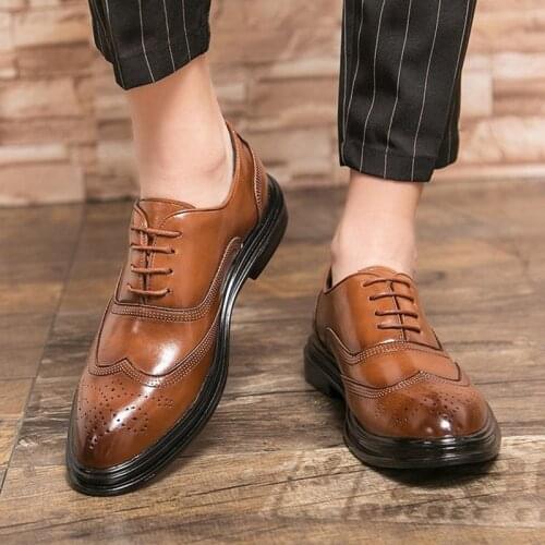 2021 New Shoes Casual Round Toe Brogue shoes British Style Men Shoes Business Office Man Flats Oxfords For Male Formal Shoes