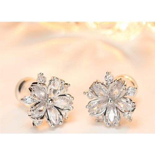 Luxury Female White Zircon Stone Earrings Cute Silver Color Wedding Earrings Jewelry Trendy Flower Small Stud Earrings For Women