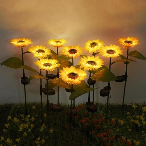 2Pcs Garden lights Solar LED Light Waterproof Sunflower Lawn Light Courtyard Garden Decoration Outdoor Landscape Lighting