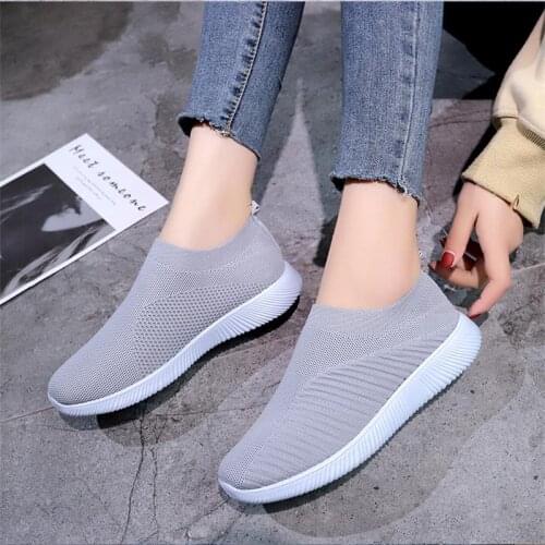 Spring Fashion Womens Shoes Sneakers Soft Plus Size Vulcanize Shoes Basic Slip On Flat Female Casual Shoes Woman Sneakers