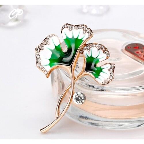 Fashion Crystal Green Ginkgo Biloba Broches para as mulheres Pin Shiny Costume Jewelry Brooches for Women collar Broshes