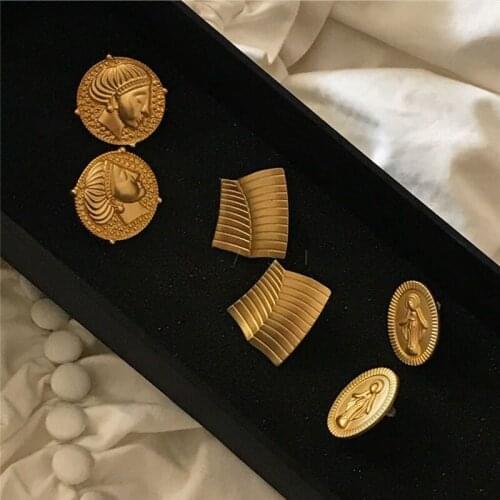 Vintage vintage clip on earrings Virgin Mary gold ear clip on earrings without piercing no hole women accessories