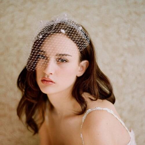 Romantic wedding bridal veil beads and comb accessories blush veil formal banquet and wedding woman headdress