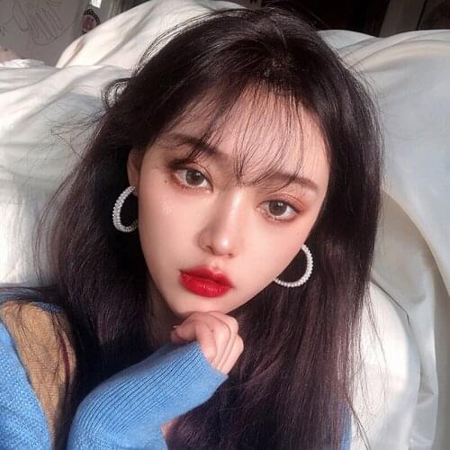 Pearl Hoop Earrings for Women Gold Charm Pearl Beaded Earrings Hoops Kpop Luxury Wedding Boho Jewelry Mom Girlfriend Xmas Gift