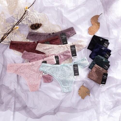 European Style Panties Sexy Lace Panties Fashion Hollow Out Comfort Briefs Low Waist Seamless Diamond Underpants Female Lingerie