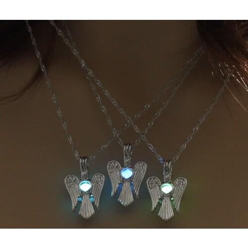 Hollow Luminous Stone Necklace Gifts 2019 New Hot Pigeon Glowing Necklace Gem Charm Jewelry Silver Plated Women