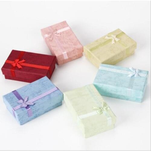 1 PC Paper Jewelry Packaging Box Square Hard Stripe Printed Bow Ribbon Flannel Storage Boxes (Random Color)