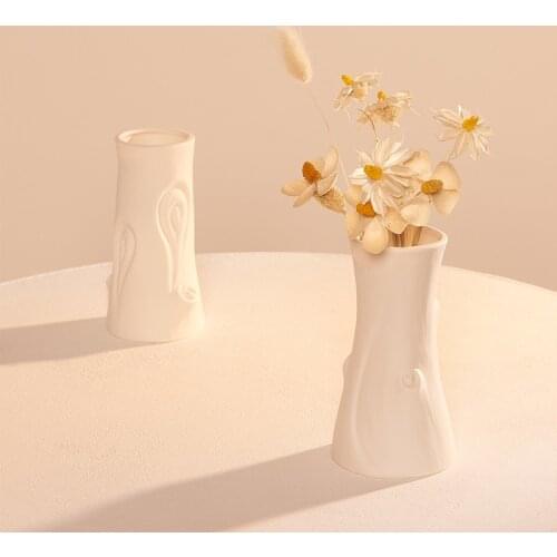 Nordic Modern Simple White Ceramic Vase Dry Flower Arrangement Technology Stump Layout Living Room Interior Decoration Ornaments