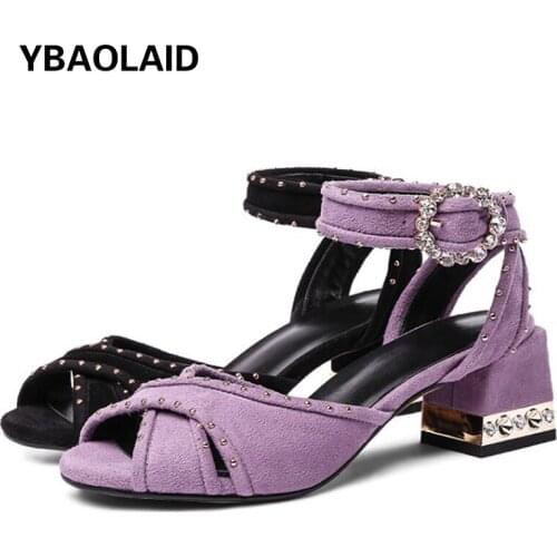 Sheepskin Open-toe Cross Strap Rhinestone Buckle Sandals Summer New Fashion Fish Mouth Rivet Bag Square Mid-heel Sandals