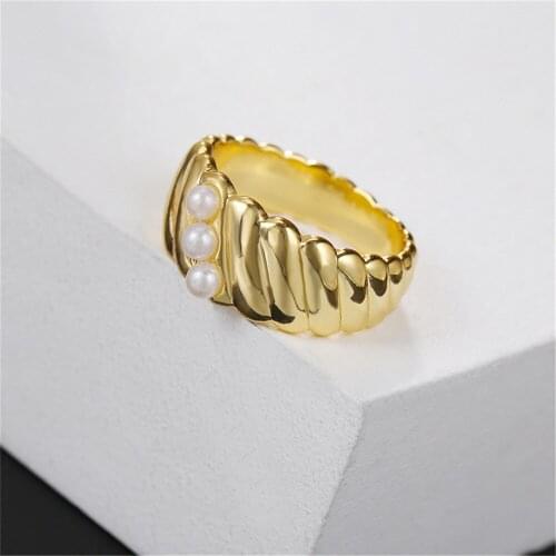 Luxury Pearl Rings For Women Wedding Gift Anel Masculino Vintage Jewelry Gold Finger Ring Size 6 7 8 9 10 Birthday Gift