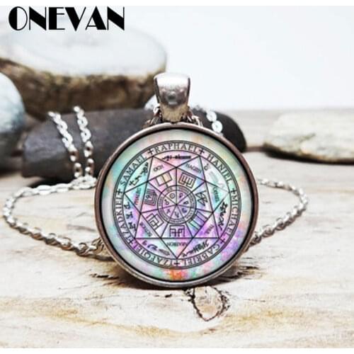 Fashion Arch Angels Necklace Mystic Tarot Divination Constellation Glass Round Amulet Angel Necklace Men Women Jewelry Gifts