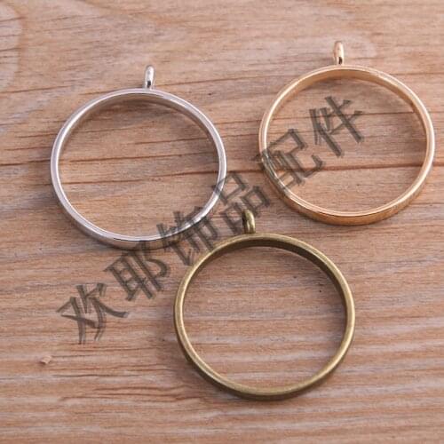 3 Color Core Pulling Round Pendant Pendant 32*27mm DIY Alloy Accessories Hollow Rubber Drop Frame