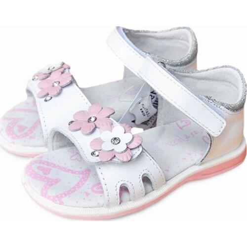 XYWKV Girls Sandals