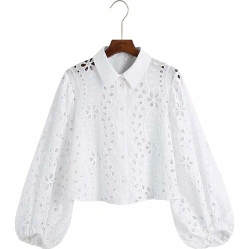 Elegant Lace Hollow Out Blouse Women 2021 Fashion Shirt Long Lantern Sleeve Turn Down Collar Top Floral Embroidery White Shirts