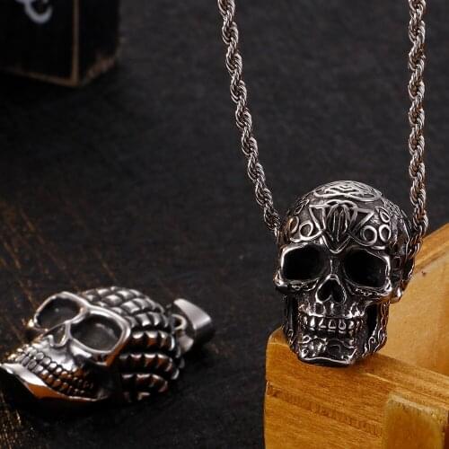 Retro Stainless Steel Mens Punk Skull Pendant Necklace For Men Domineering Halloween Accessories Gothic Biker Jewelry Male New