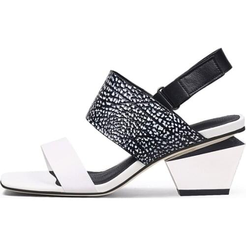 Fashion summer square toe 5.5cm high heels strange style modern daily wear simple velcro romantic women sandals HL337 MUYISEXI