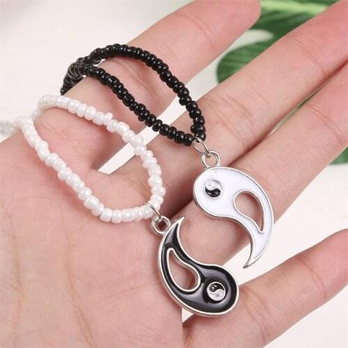 2Pcs/Set Black And White Beads Chain Tai Chi Pendant Puzzle Necklace DIY Choker Jewlery Couple Friends Necklaces Gifts Bijoux