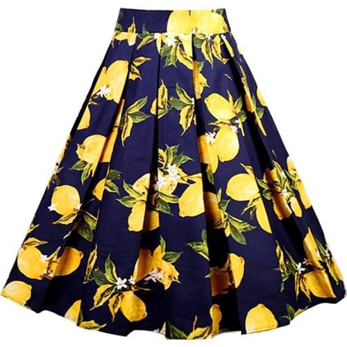 When We Retro Women's Travel Shorts