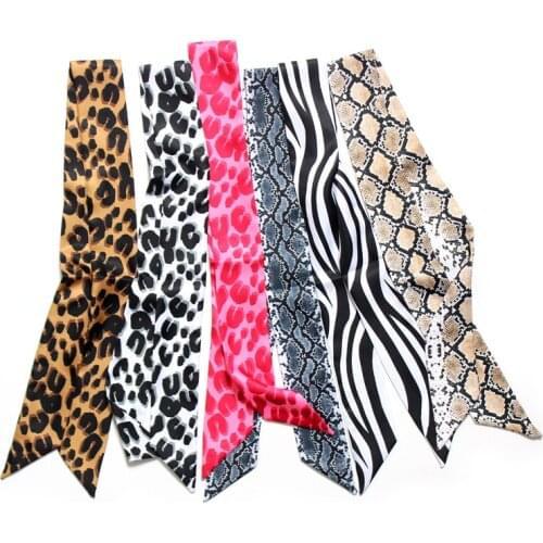 2021 Summer Ladies Scarf Leopard Print Snakeskin Stripes Luxury Brand Silk Bandana Handbag Ribbon Womens Scarf on the Neck JK12