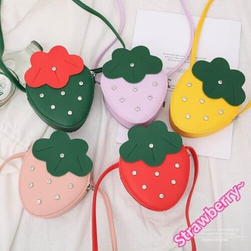 Lovely Childrens Shoulder Messenger Bags Cute Strawberry Girls Kids Fashion Mini Wallet Handbags Princess Small Coin Purse