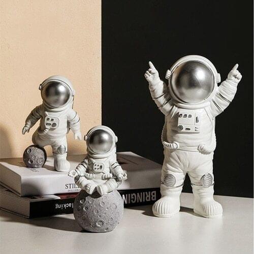 1pc car interior creative astronaut decoration high-quality resin model automotive decoration car accessories