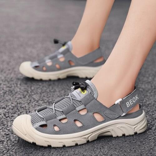 Summer Hollow Toe Cap Sandals Hard-Wearing Lightweight Loafers Men Shoes Comfortable Men Sneakers Casual Outdoor Hiking Shoes